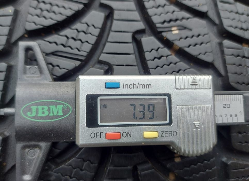 Set 2buc 215/60 R17 96H Bridgestone Blizzak LM-80 EVO M+S iarnă