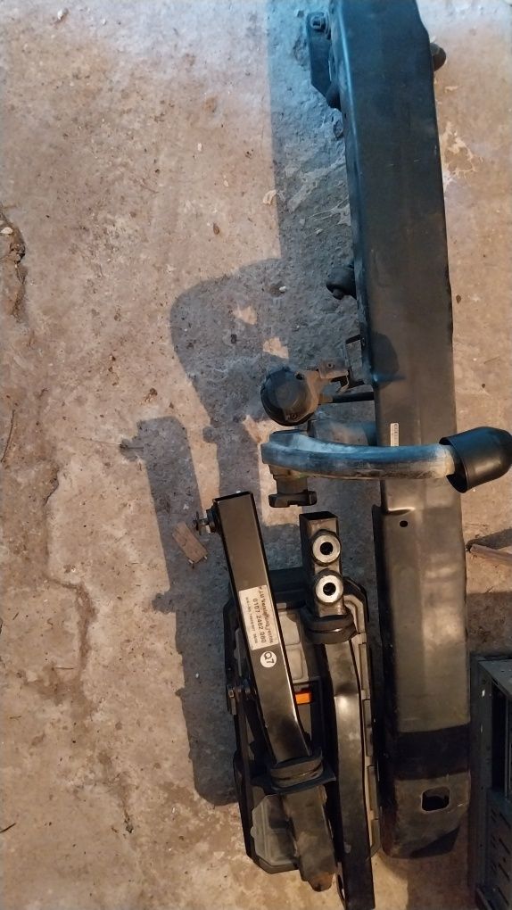 Мерцедес Ц220 W203  Теглич