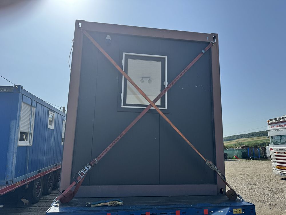 Vand casa mobila din Containere