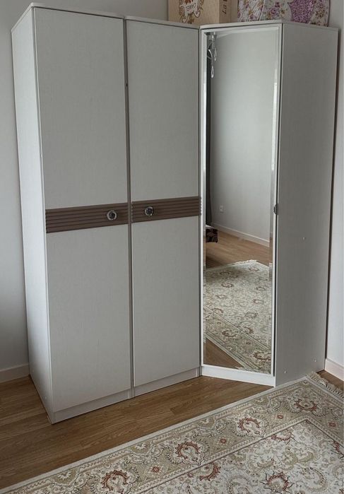 Шкаф 2-х дверный и угловой