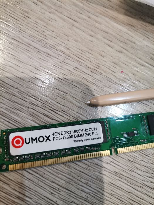 QUMOX 4GB DDR3 1600 PC3-12800 PC-12800 (240 Pin) DIMM модул памет (240