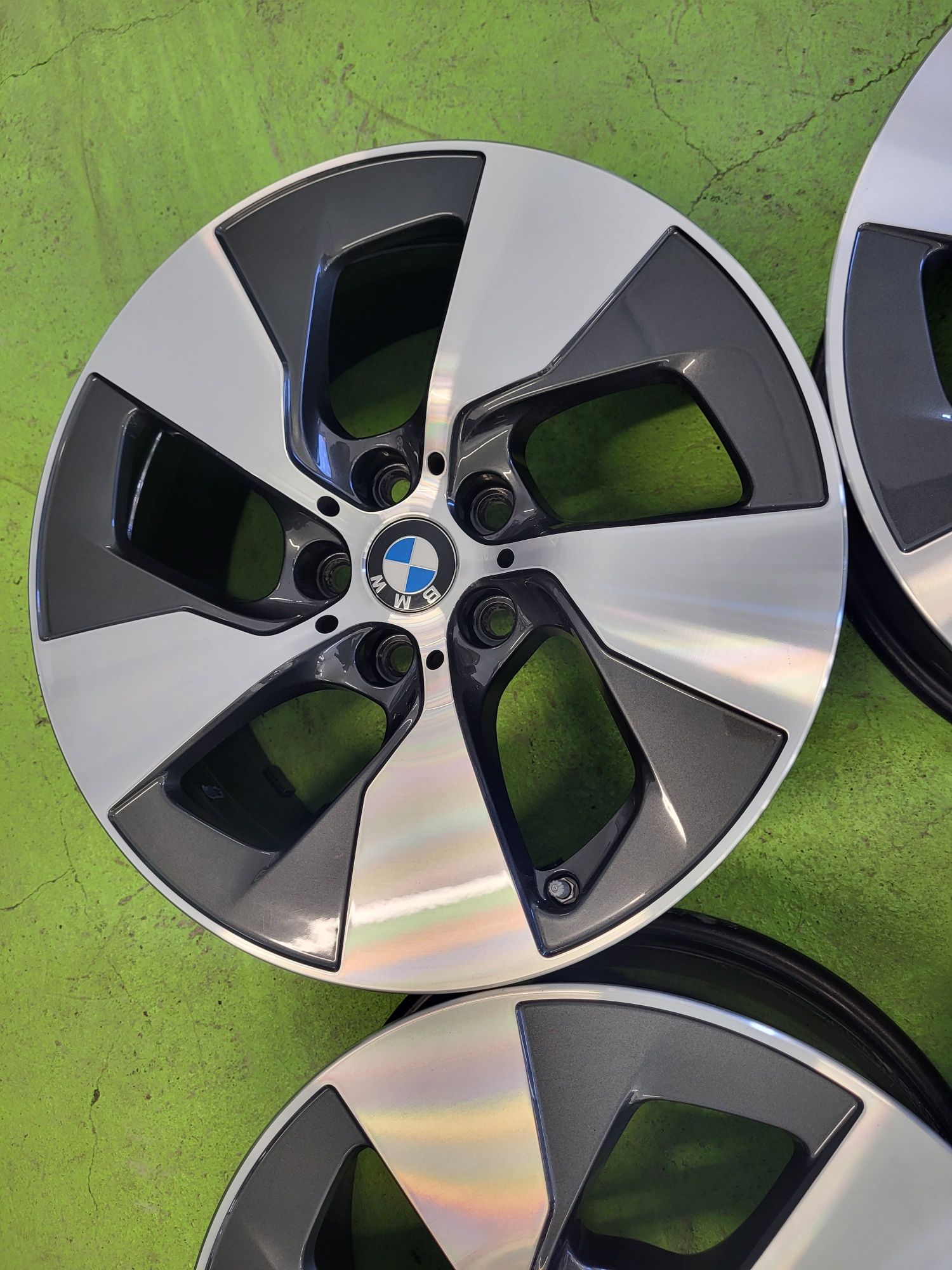 17 5x112 Bmw G30 G31 G20 лети джанти 5х112 бмв
