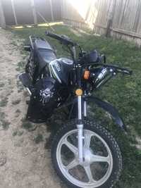 Мотоцикл яки 200