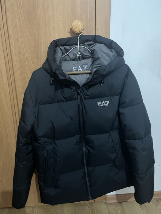 Зимняя куртка мужская EA7