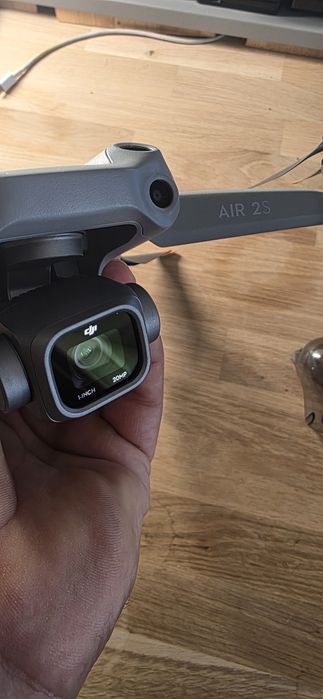 Дрон DJI Air 2S combo