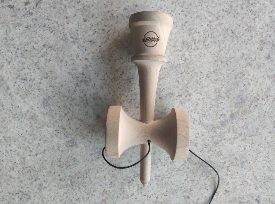 Broken shape Ken (maple)