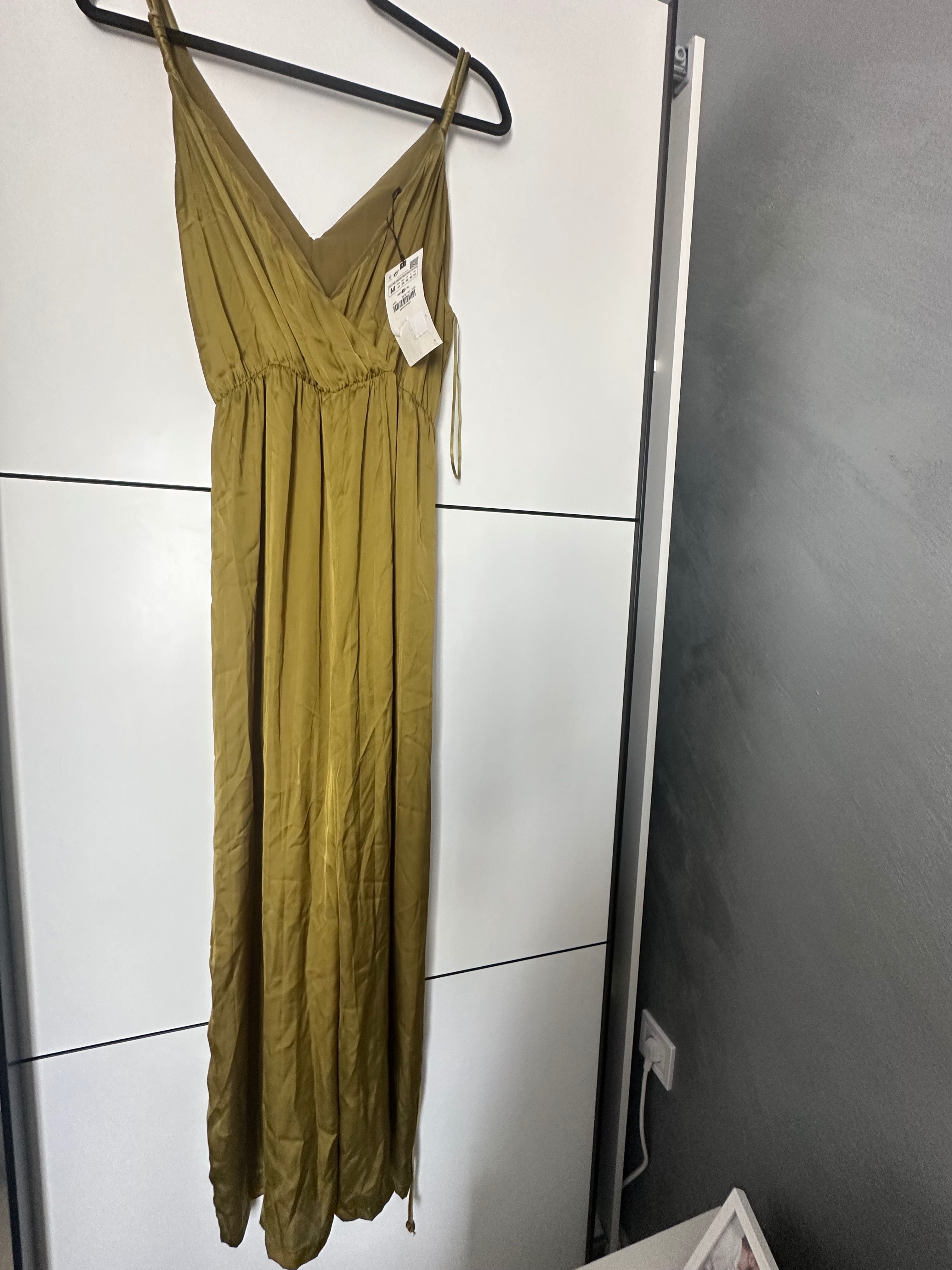 Стилен гащеризон на Zara нов!