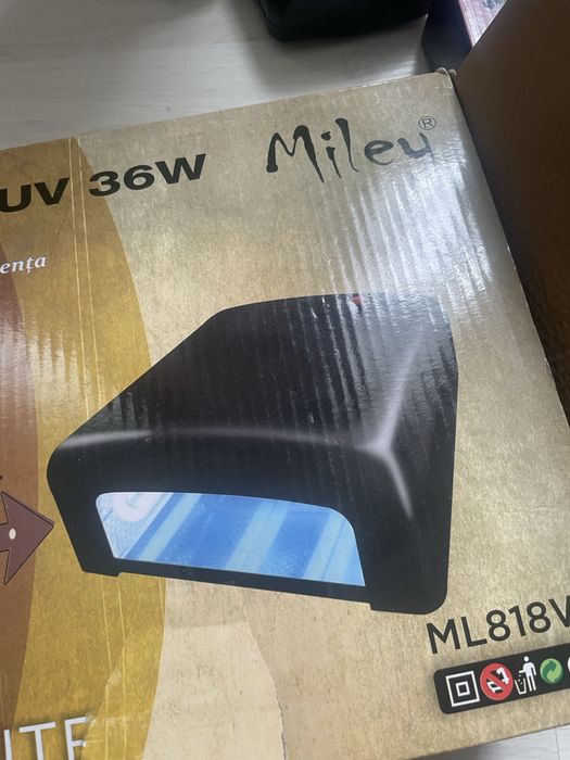 Lampa de unghii noua,nefolosita, pret 149 lei