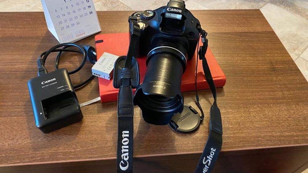 Camera foto video Canon sx 40 hs display rabatabil