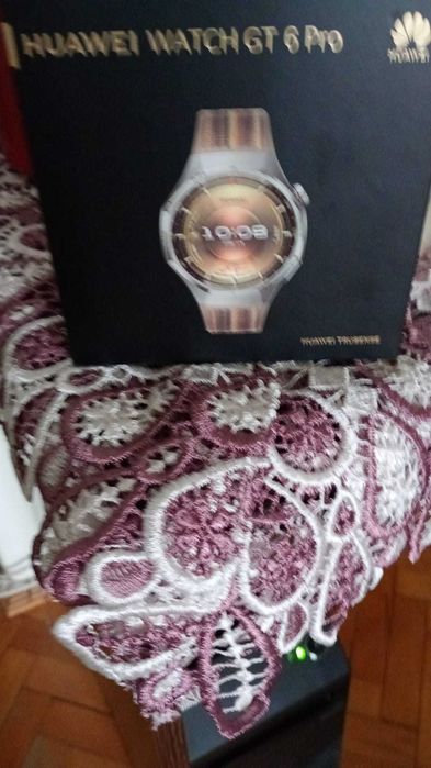 Smart watch Huawei GT 6 Pro nou, digilat, in cutie, nedesfacut