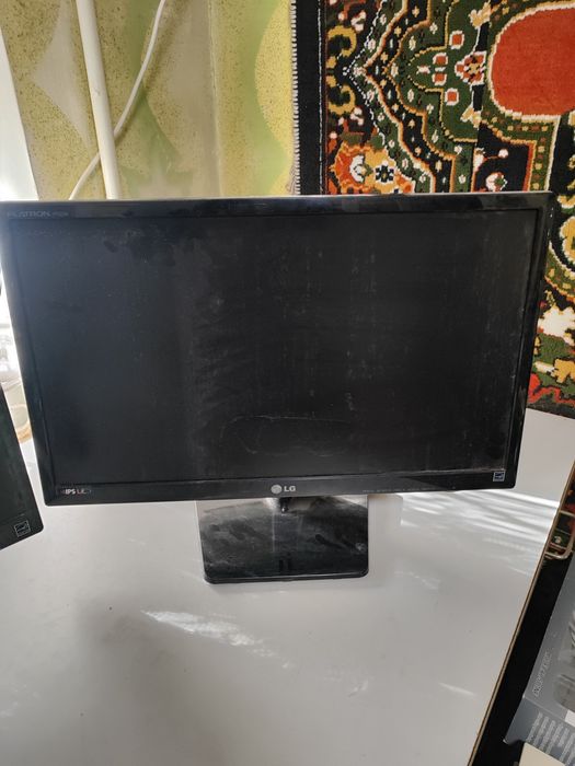 Мониторы фирмы Lg 19 и 23 дюйма