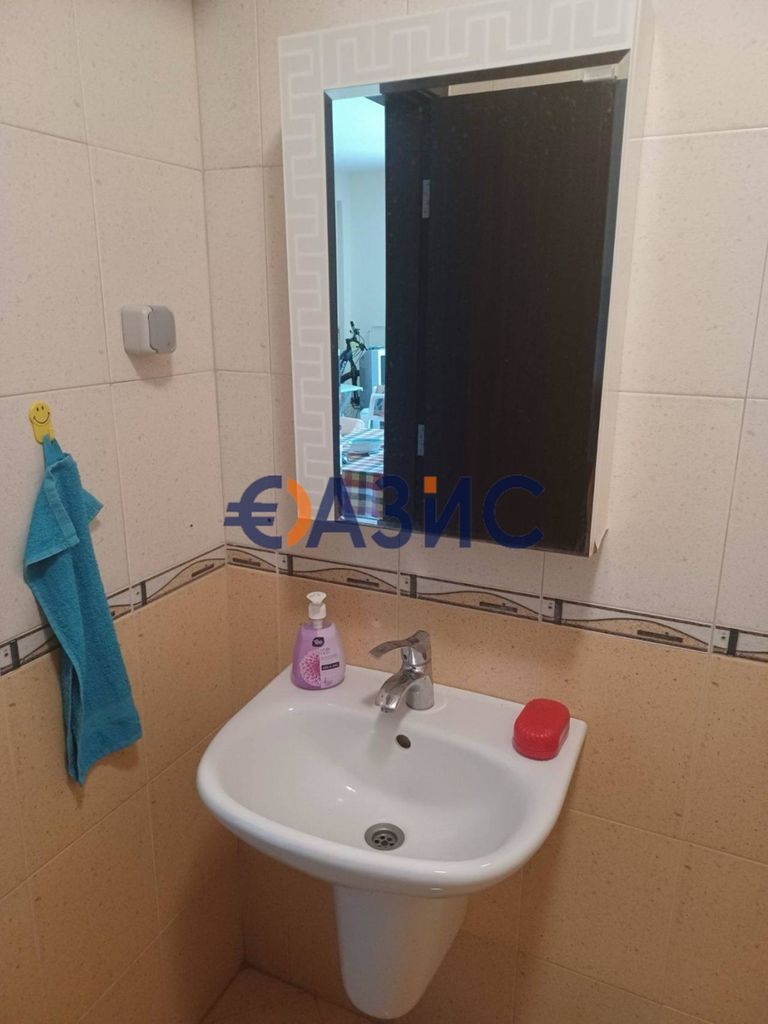 Продава се Двустаен апартамент в к.к. Слънчев бряг - 57 кв.м за 1113 €/кв.м - Снимка #6