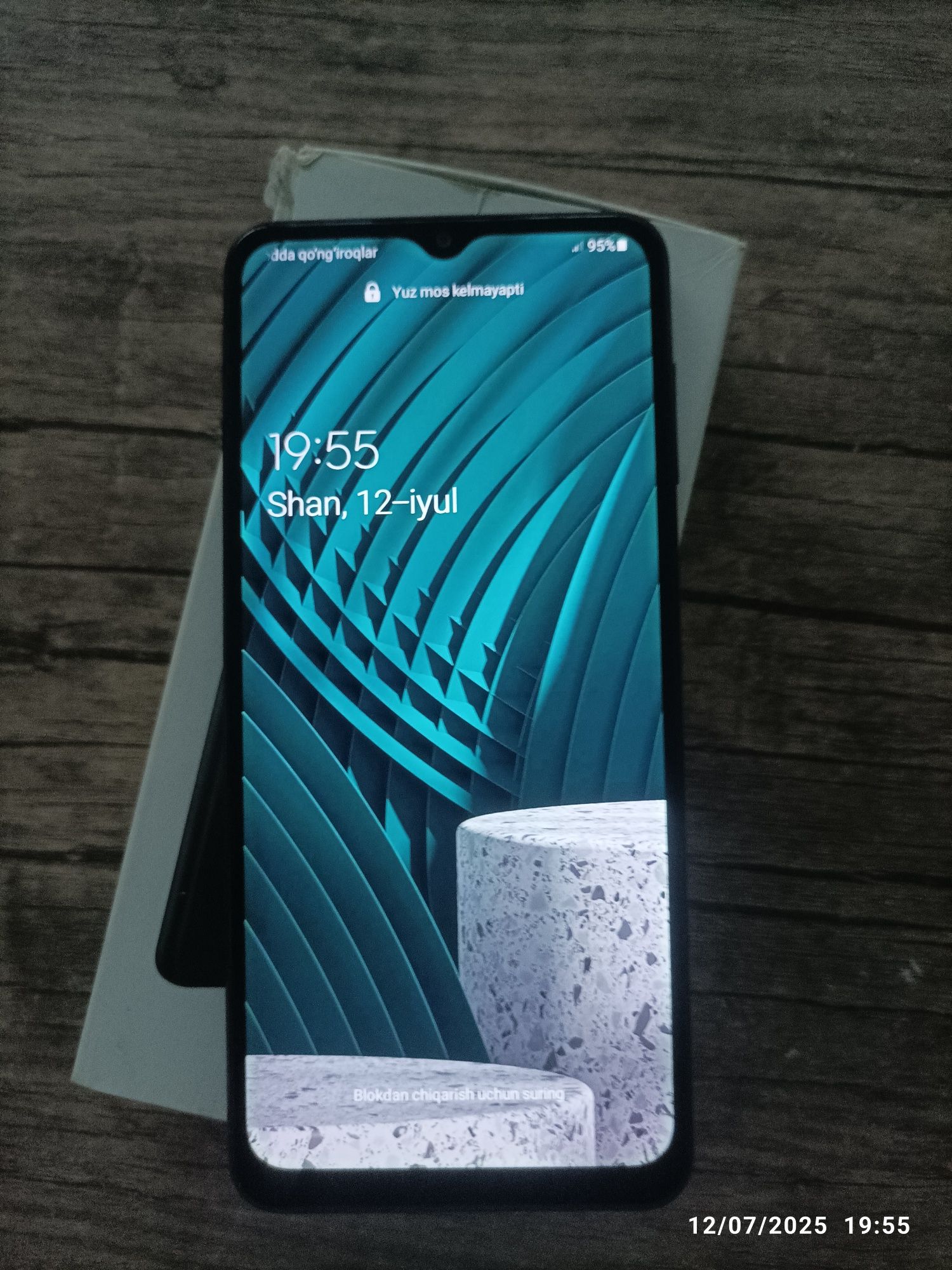 Samsung galaxy A12 ideal