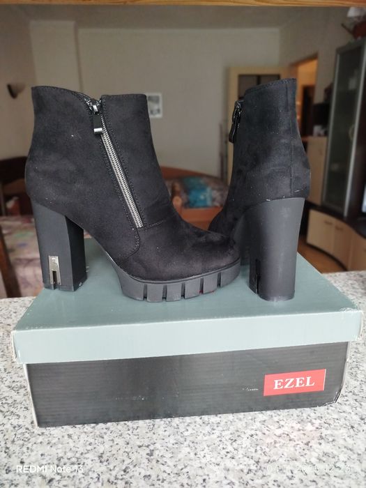 Продавам чисто нови боти