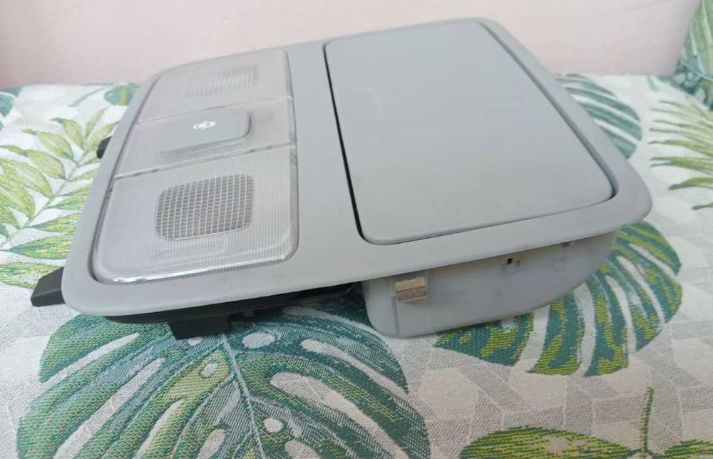 Плафон за Hyundai i30 I (2007 - 2011)