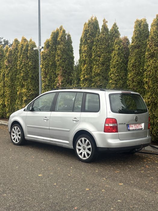 Volkswagen Touran 1.6FSI