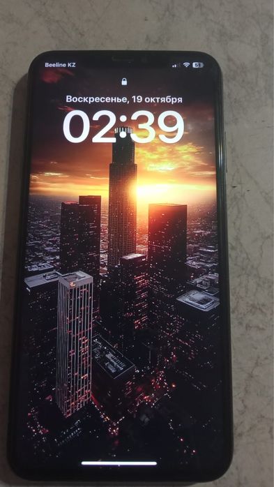 Продам Iphone Xs Max