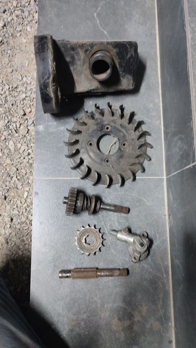 Запчасти мотороллер муравей