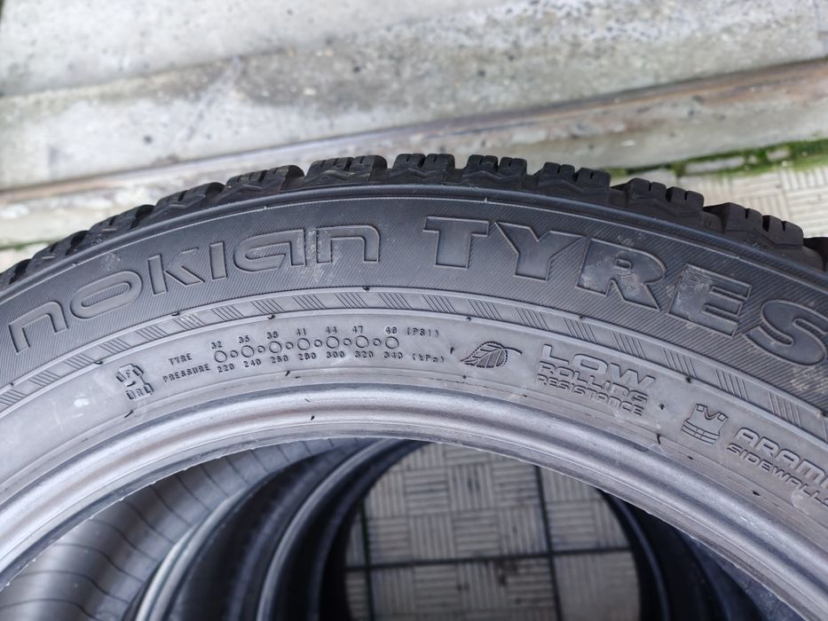 225 55 18,4buc iarnă Nokia,2021,6mm