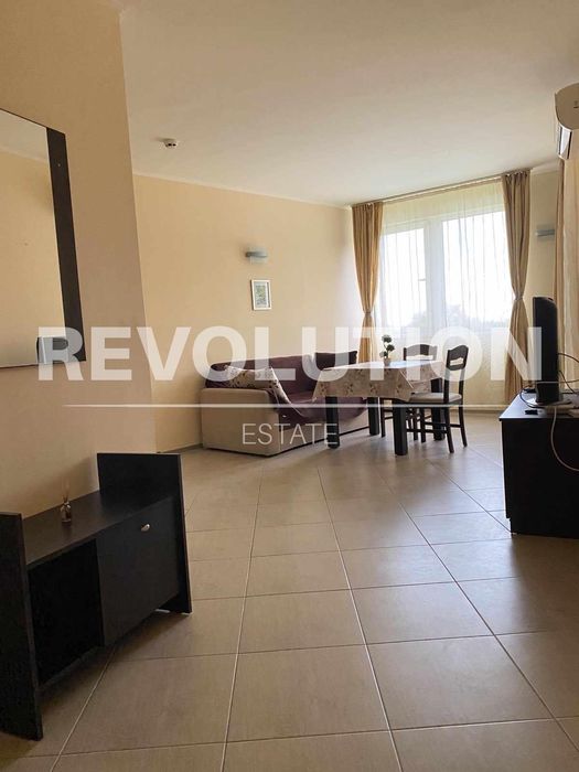 Дава се под наем Двустаен апартамент в Варна, Център - 64 кв.м за 350 € - Снимка #1