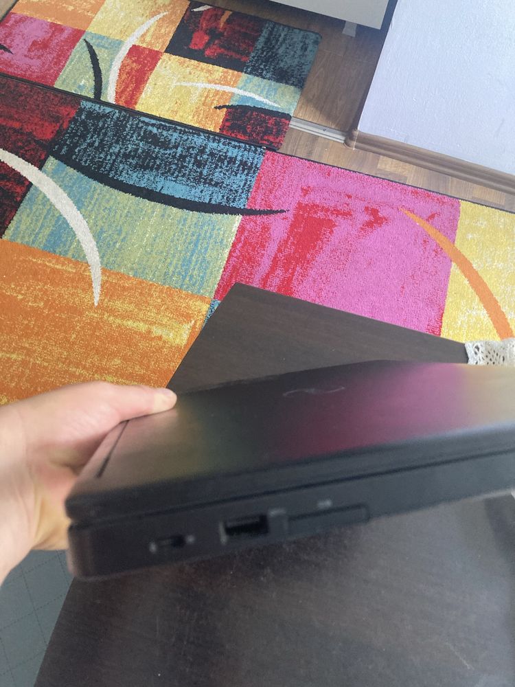 Laptop dell latitude 5580 i5