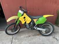 Suzuki rm 125 2000 година