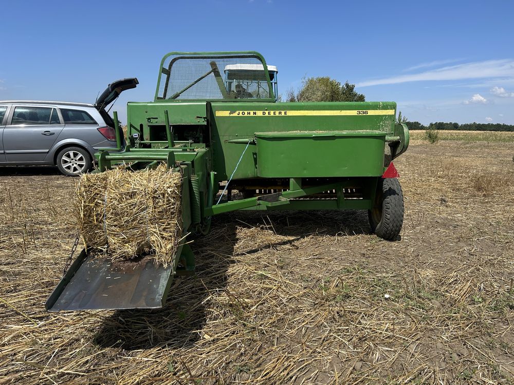 Presa de balotat John deere 336