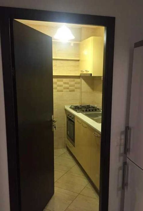 Дава се под наем Двустаен апартамент в Пловдив, Остромила - 60 кв.м за 270.3 € - Снимка #1