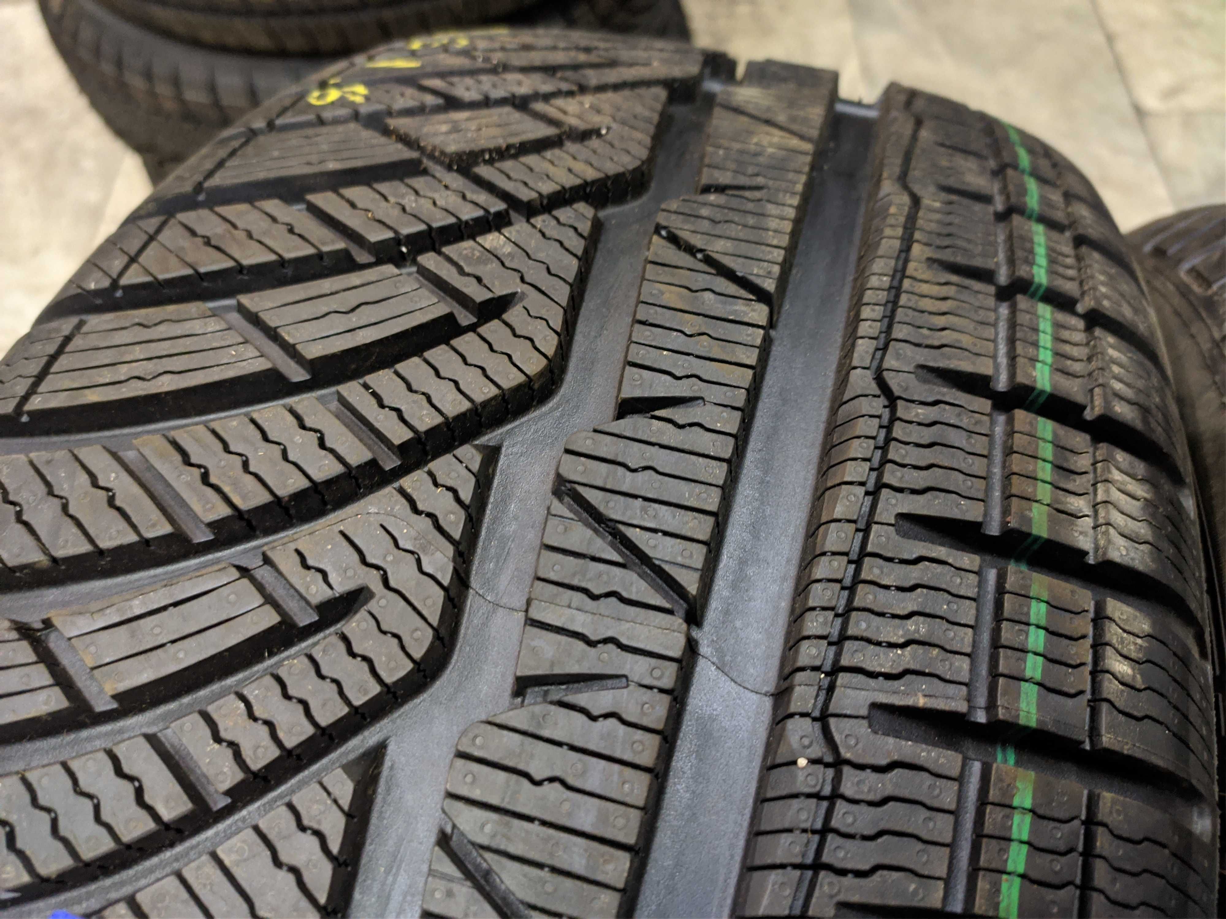 2бр Нови зимни гуми 245 45 18 - Michelin