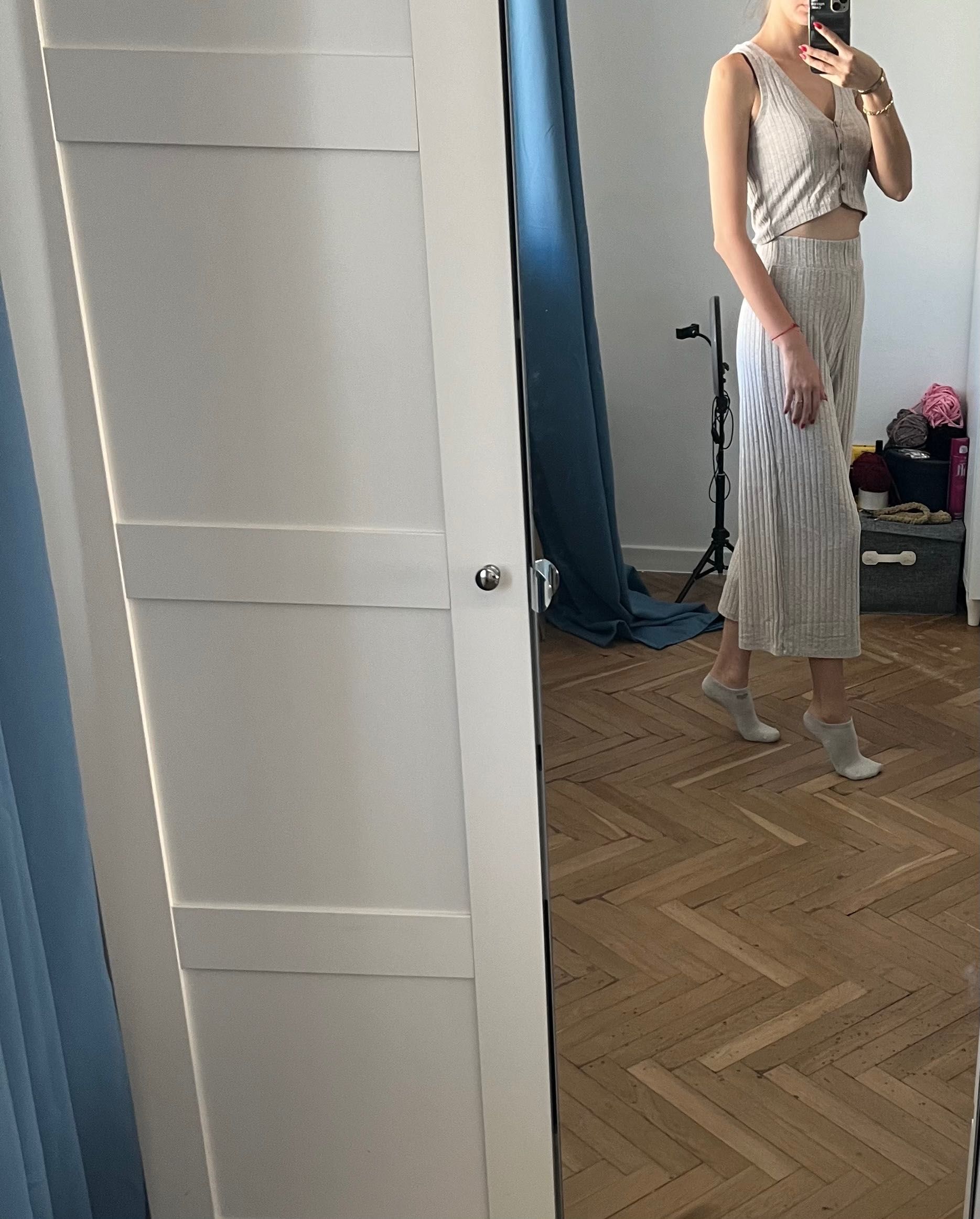 Дамски бежов сет от две части  Страдивариус / Stradivarius