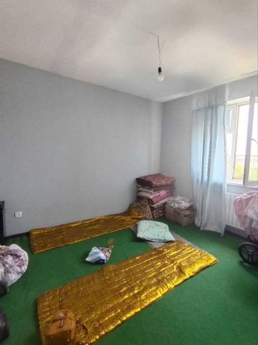 2 хоналик квартир 3 этаж, кирпичный дом,  5 микр,  сагдиана