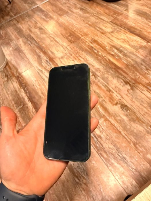 Se vinde Iphone 13 green 256