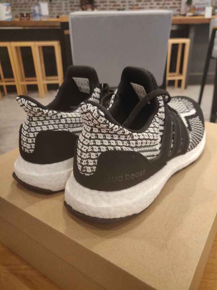 Adidas UltraBoost 5.0 номер 38 2/3 код 31А
