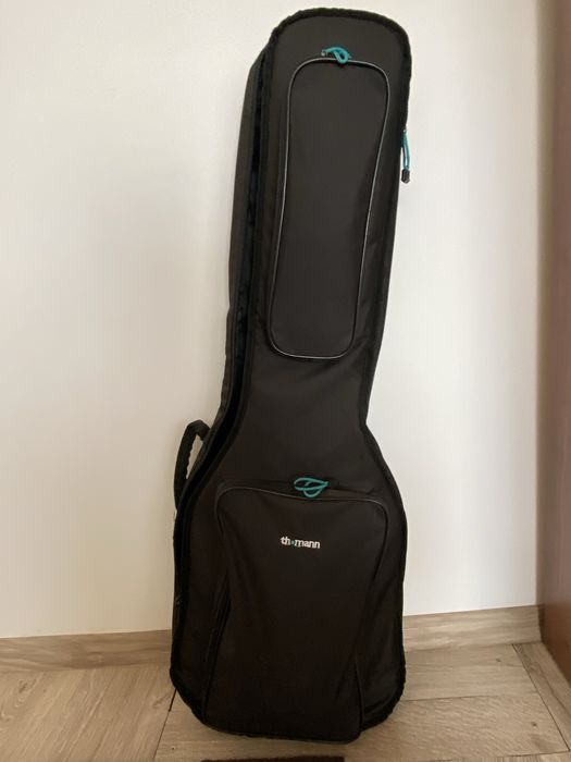Vând/schimb Harley Benton ST62 BK VS și Roland Cube 20XL