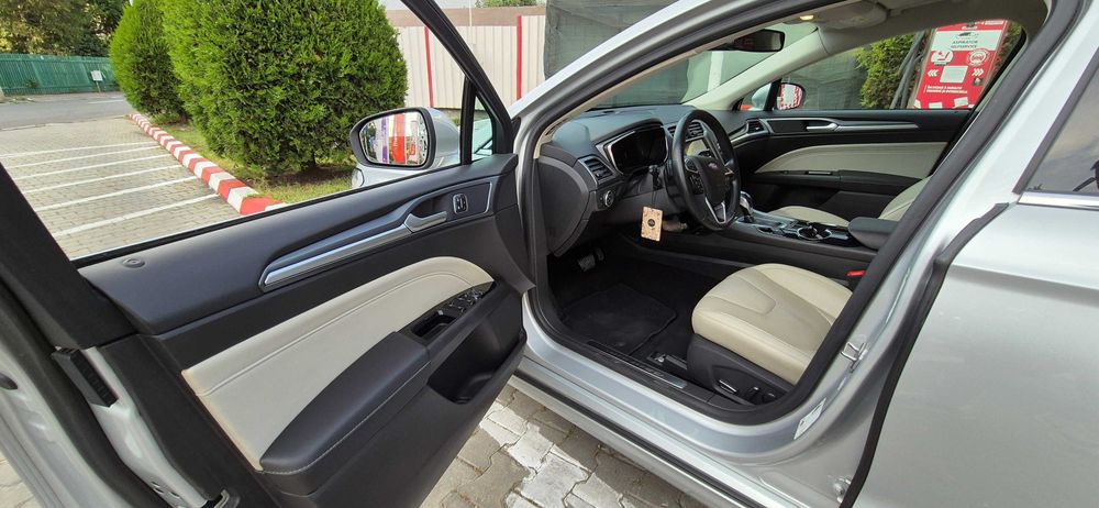 Ford Mondeo 2.0 TDCi Powershift