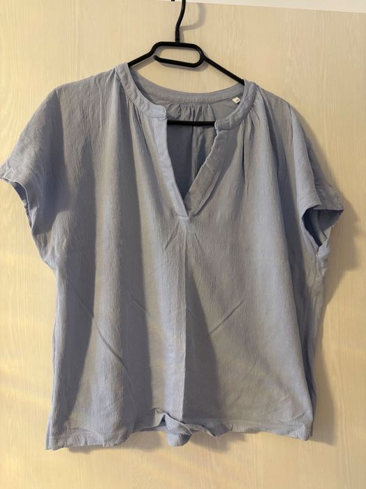 Bluza de vara, marimea 40, culoare babyblue.