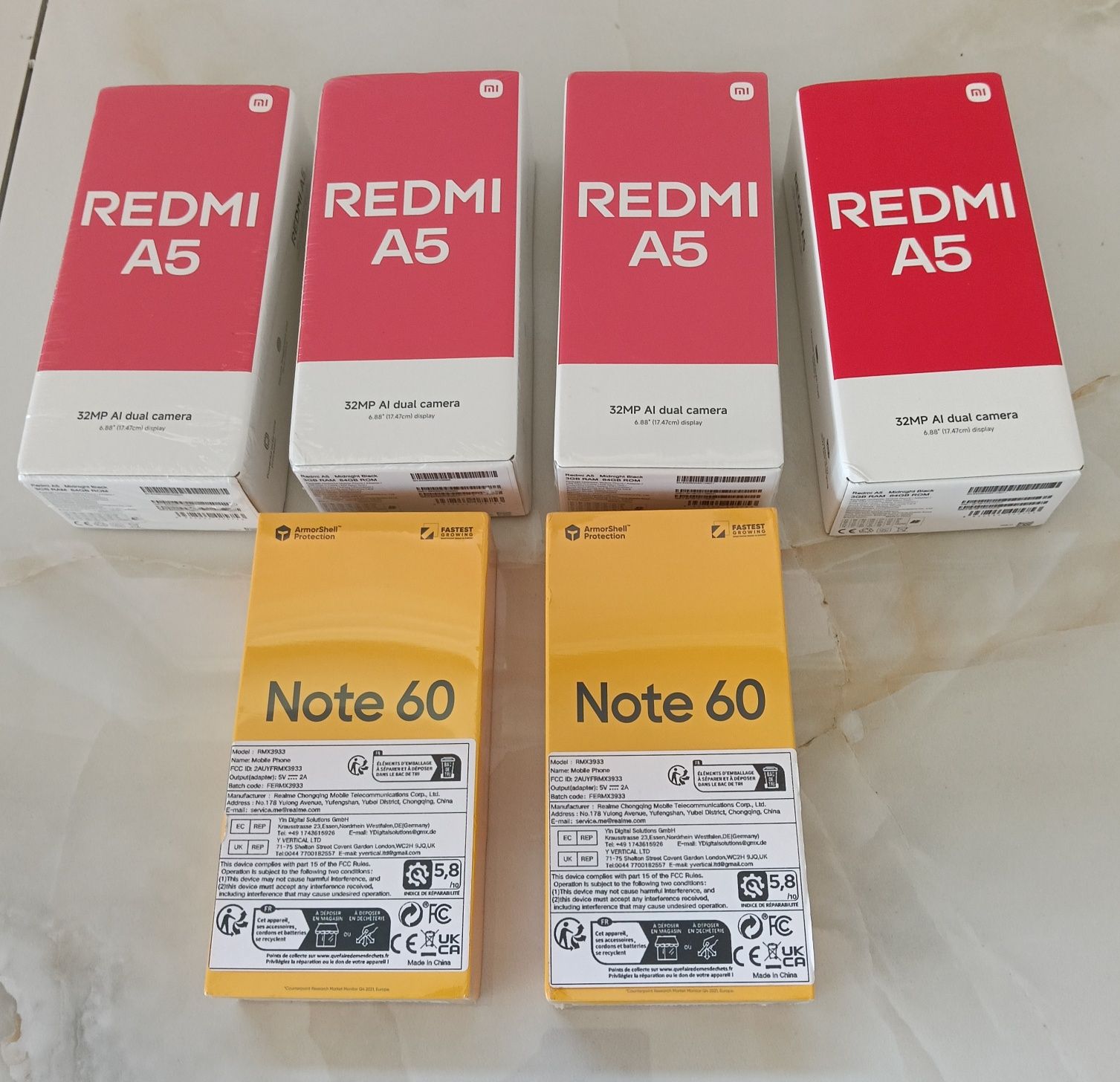 Vând telefoane noi!