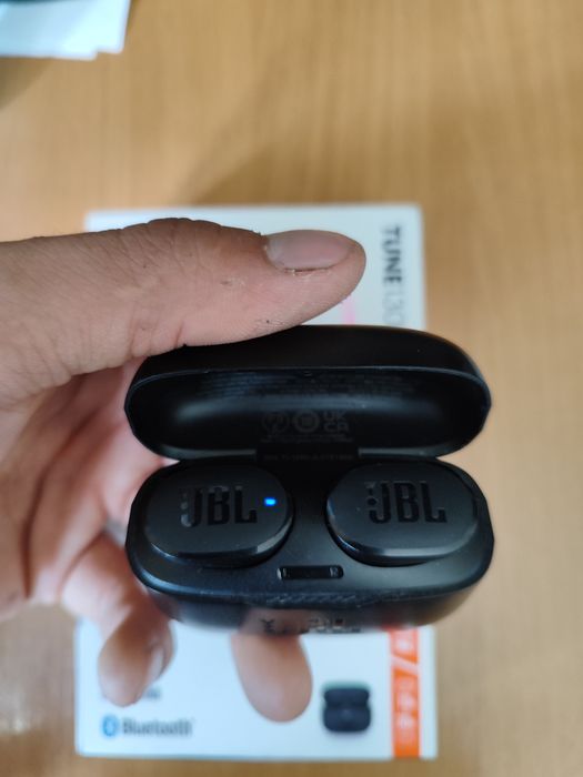 Безпроводные наушники JBL T130 черный