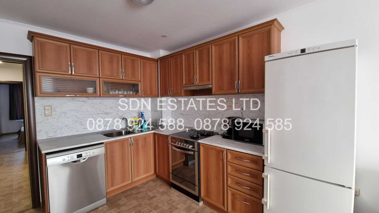 Дава се под наем Тристаен апартамент в Казанлък - 90 кв.м за 382.5 € - Снимка #3