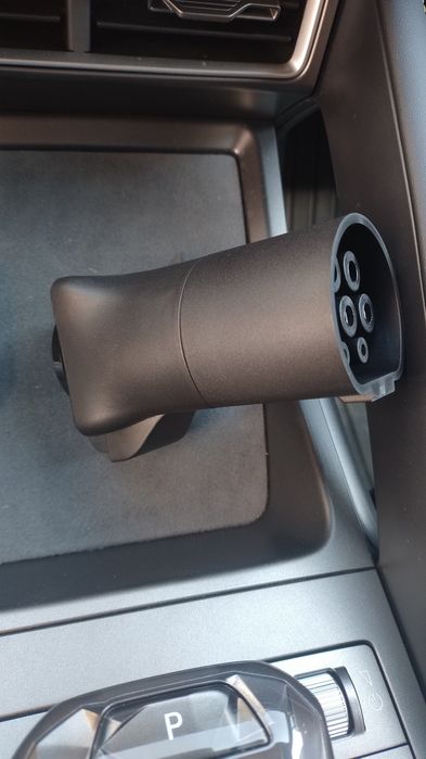 Adaptor V2Lpentru mașini electrice