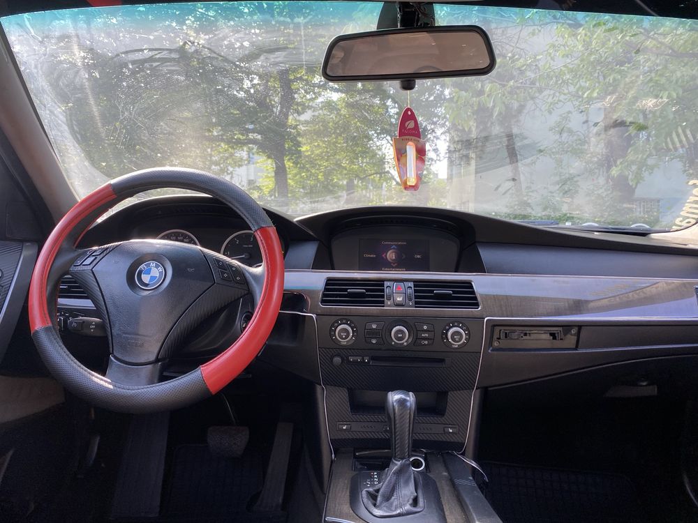 BMW Seria 5 E60 530D Automat