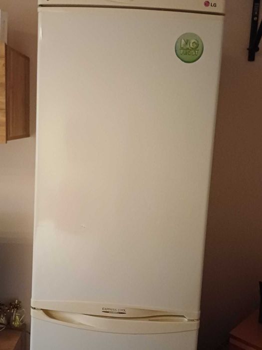 Комбиниран хладилник LG no frost