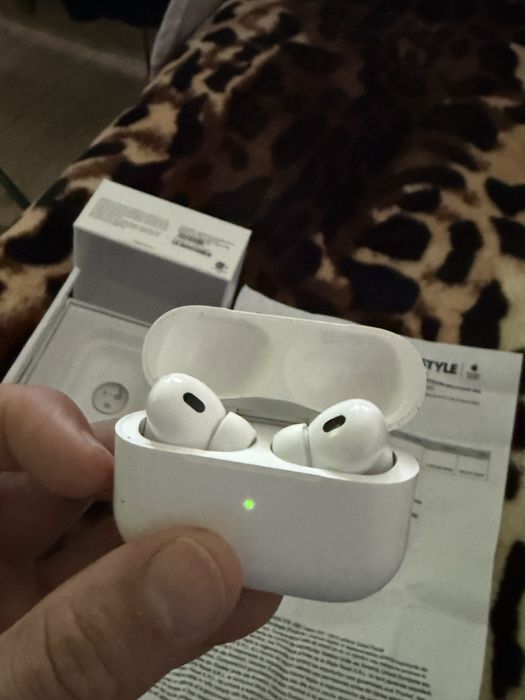 Casti airpods pro (2generation) noi cu factura si garantie originale