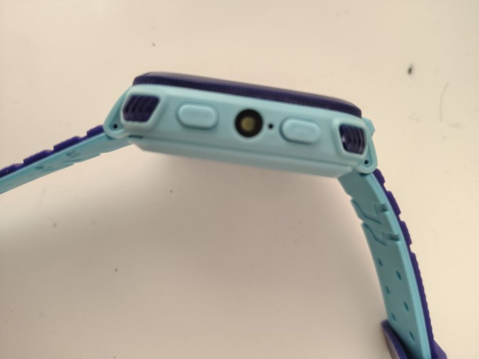 Vând smartwatch pentru copii nou desigilat ieftin!