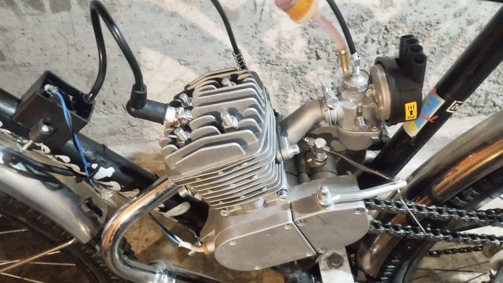 Веломотор-колело с двигател