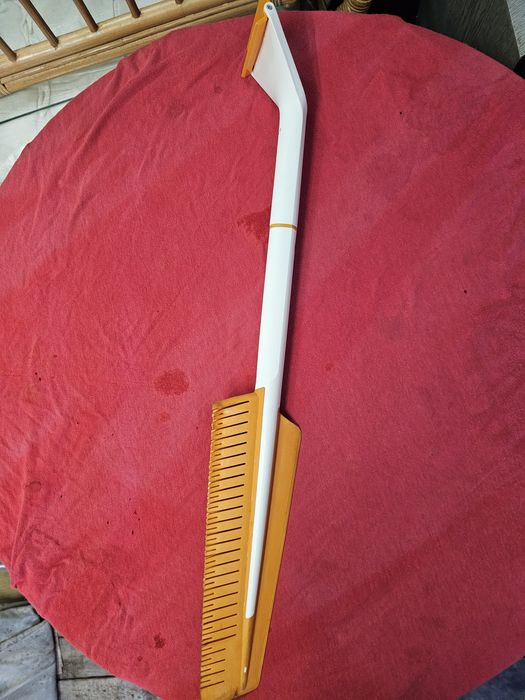 Четка със стъргалка за сняг - Fiskars