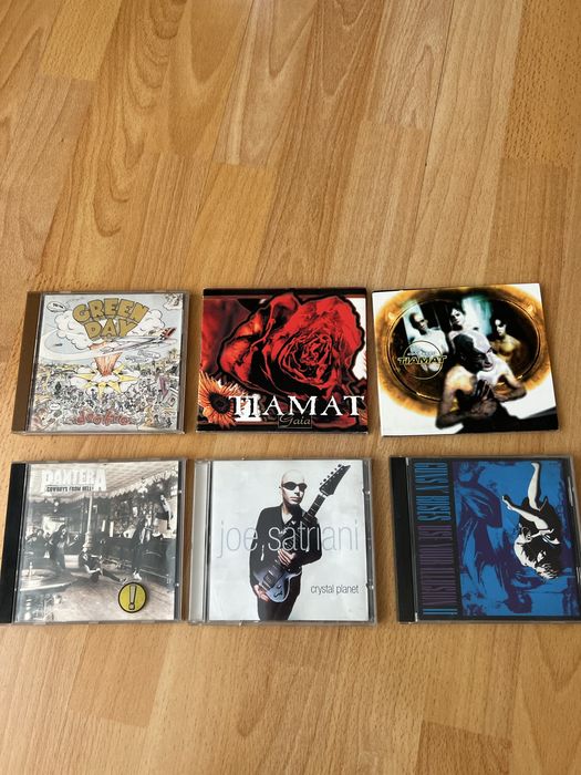 Оригинални дискове с музика