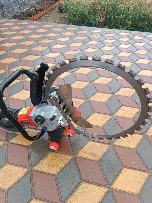 Проемы в стене.  Алмазное бурение мокрое и сухое