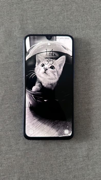 Продам Samsung Galaxy a40