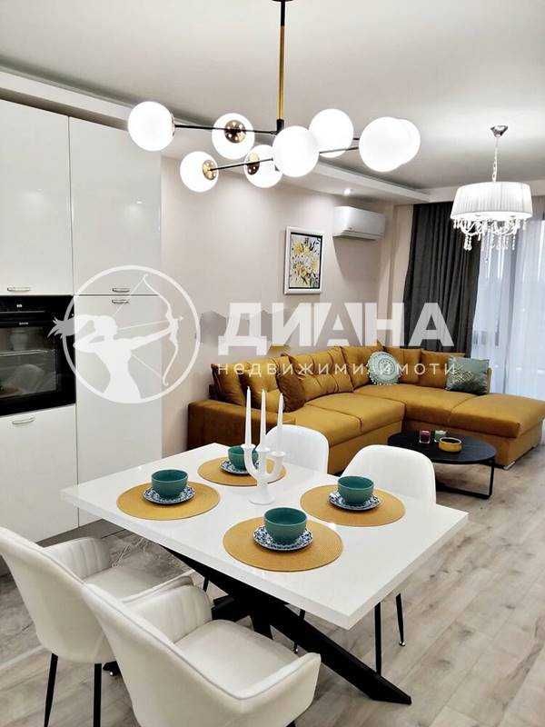 Продава се Двустаен апартамент в Пловдив, Христо Смирненски - 80 кв.м за 1875 €/кв.м - Снимка #2